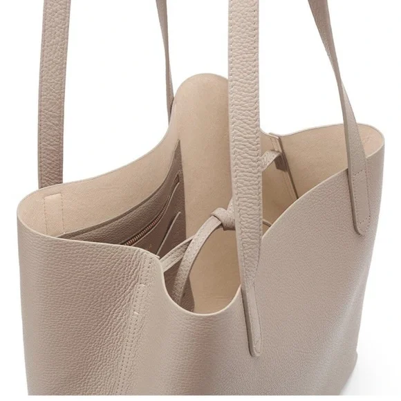 Cuyana Structured Tote with organization insert